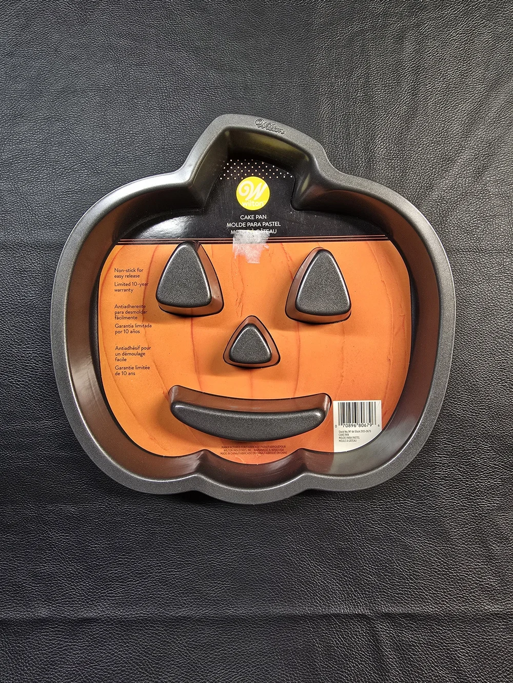 Wilton Halloween Baking Pan Set - Black with Orange Accent